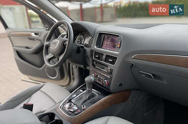 Внедорожник / Кроссовер Audi Q5 2012 в 