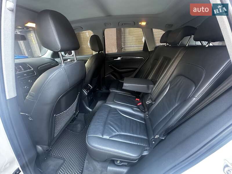 Позашляховик / Кросовер Audi Q5 2014 в Вінниці