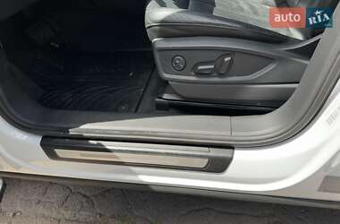 Внедорожник / Кроссовер Audi Q5 2017 в 