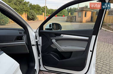 Позашляховик / Кросовер Audi Q5 2024 в 