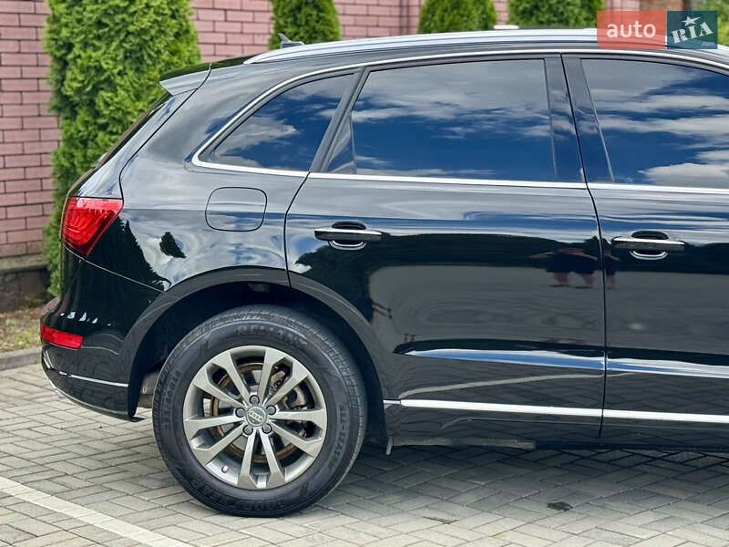 Внедорожник / Кроссовер Audi Q5 2015 в Самборе