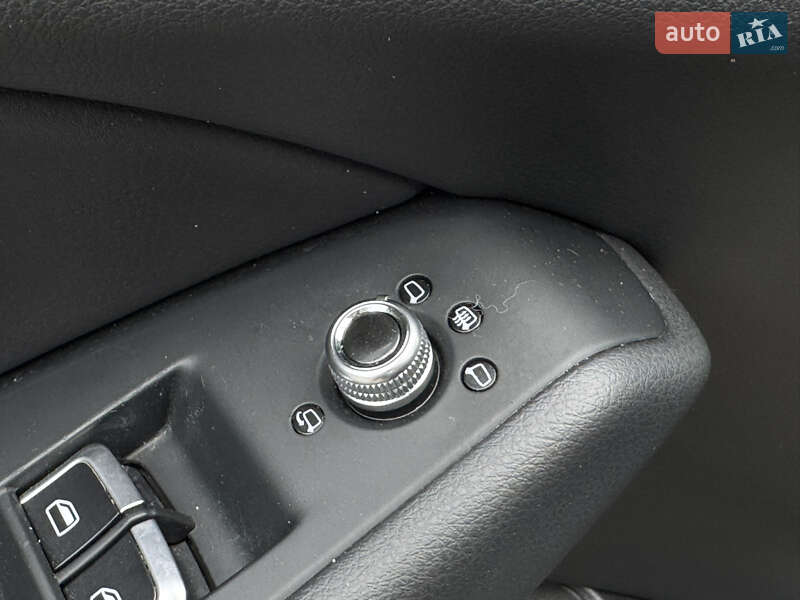 Внедорожник / Кроссовер Audi Q5 2015 в Самборе