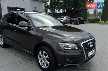 Внедорожник / Кроссовер Audi Q5 2011 в Каменец-Подольском