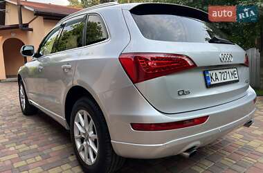 Внедорожник / Кроссовер Audi Q5 2012 в 