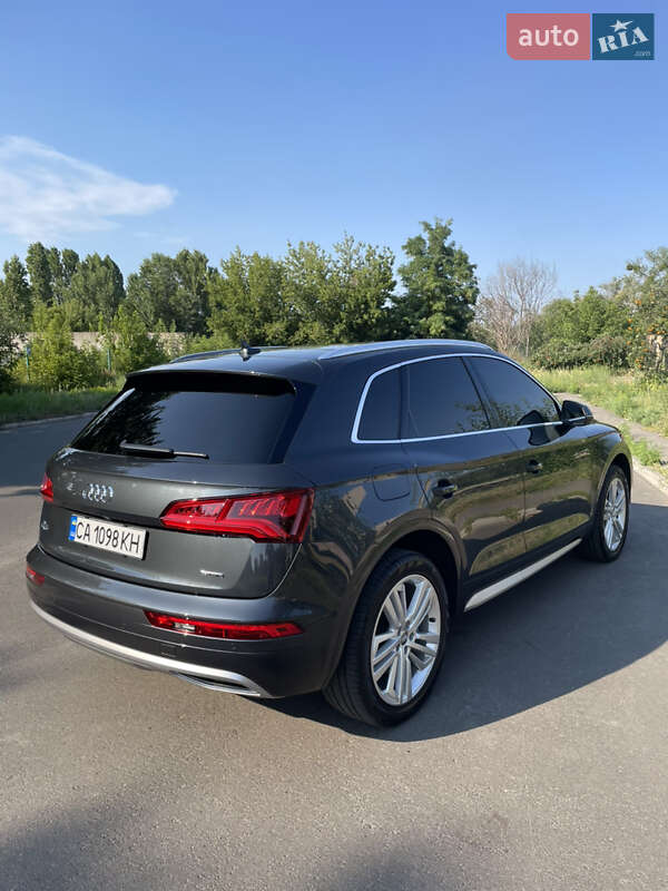 Внедорожник / Кроссовер Audi Q5 2018 в Черкассах