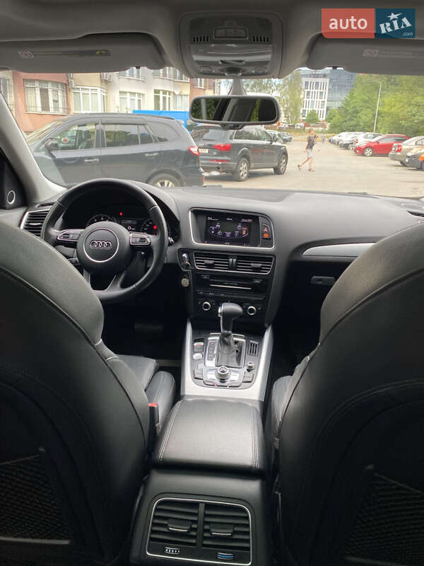 Внедорожник / Кроссовер Audi Q5 2013 в Львове
