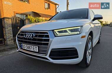 Внедорожник / Кроссовер Audi Q5 2018 в Тернополе