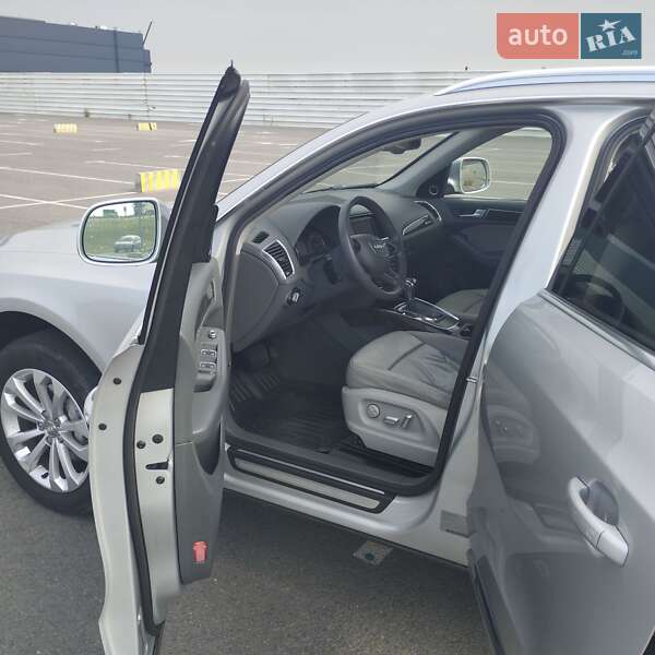 Внедорожник / Кроссовер Audi Q5 2013 в Львове