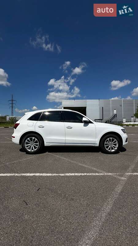 Внедорожник / Кроссовер Audi Q5 2015 в Одессе