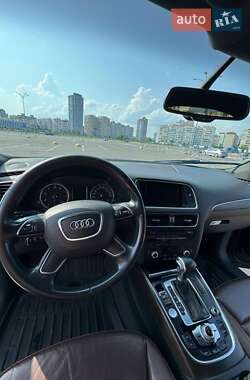 Внедорожник / Кроссовер Audi Q5 2016 в 