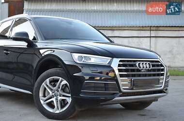 Позашляховик / Кросовер Audi Q5 2017 в 