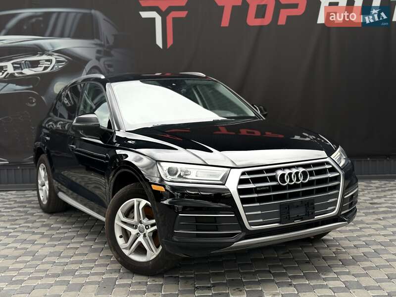 Позашляховик / Кросовер Audi Q5 2018 в Львові