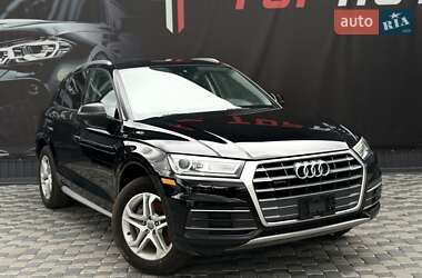 Внедорожник / Кроссовер Audi Q5 2018 в 