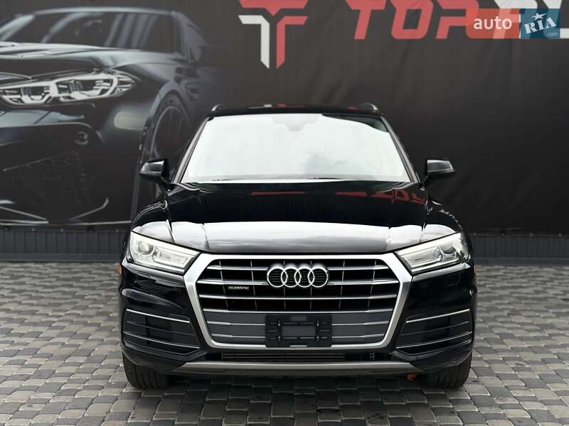 Позашляховик / Кросовер Audi Q5 2018 в Львові