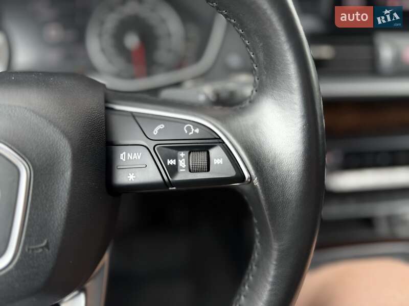 Позашляховик / Кросовер Audi Q5 2018 в Львові
