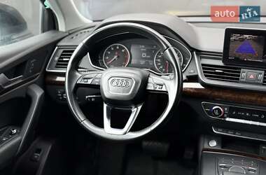 Внедорожник / Кроссовер Audi Q5 2018 в 