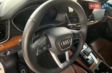 Внедорожник / Кроссовер Audi Q5 2023 в 