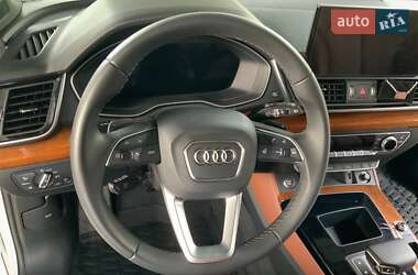 Внедорожник / Кроссовер Audi Q5 2023 в 