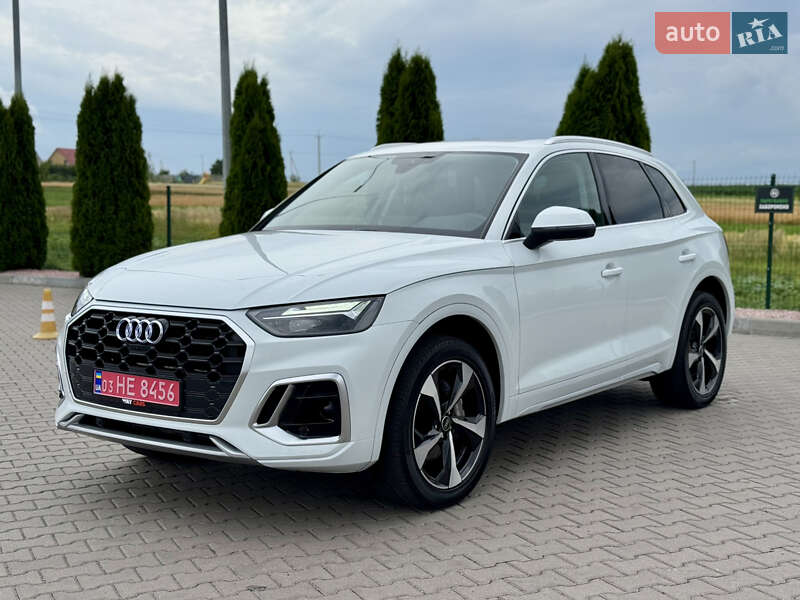 Внедорожник / Кроссовер Audi Q5 2023 в Ровно