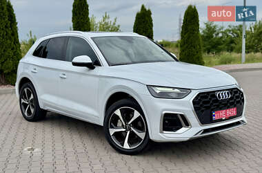 Внедорожник / Кроссовер Audi Q5 2023 в 