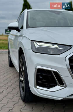 Внедорожник / Кроссовер Audi Q5 2023 в 