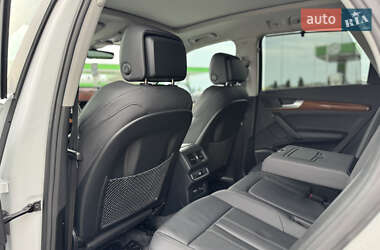 Внедорожник / Кроссовер Audi Q5 2023 в 