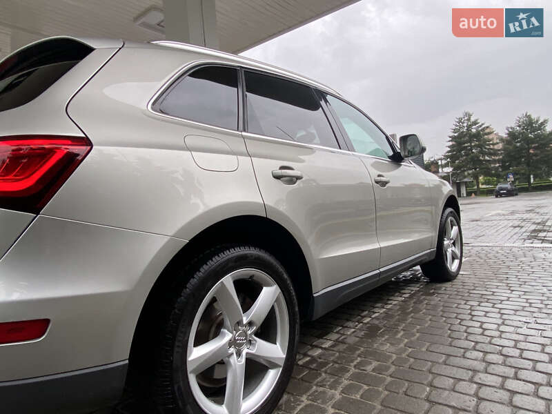 Внедорожник / Кроссовер Audi Q5 2012 в Ивано-Франковске
