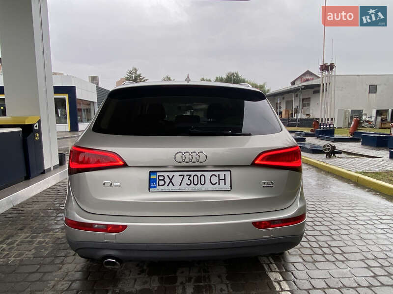 Внедорожник / Кроссовер Audi Q5 2012 в Ивано-Франковске