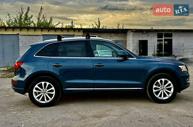 Позашляховик / Кросовер Audi Q5 2015 в 