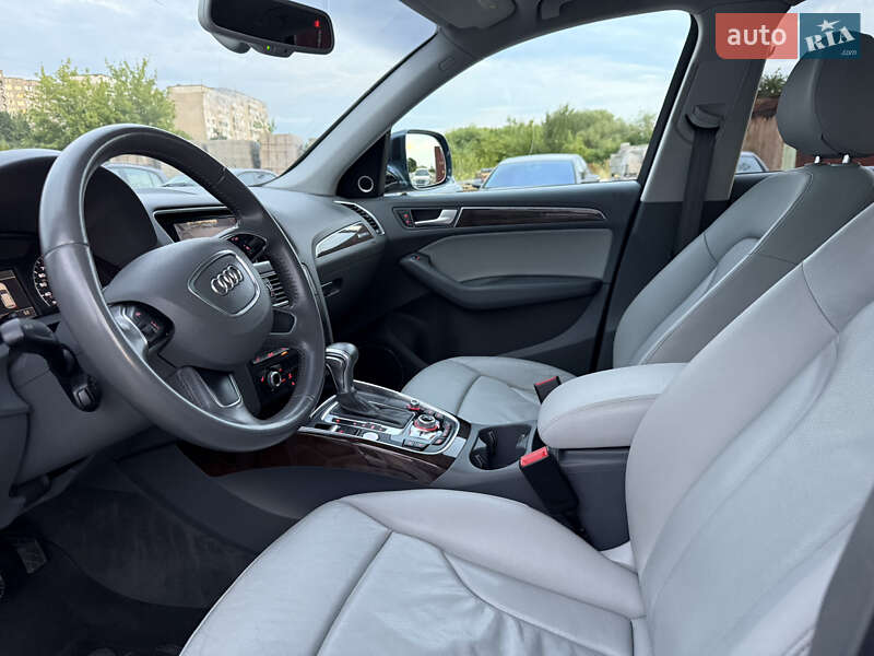 Внедорожник / Кроссовер Audi Q5 2015 в Ровно