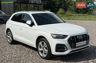 Внедорожник / Кроссовер Audi Q5 2021 в 