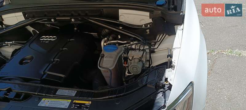 Внедорожник / Кроссовер Audi Q5 2013 в Желтых Водах