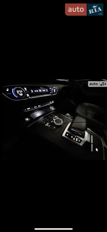 Внедорожник / Кроссовер Audi Q5 2017 в Ровно