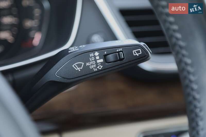 Позашляховик / Кросовер Audi Q5 2019 в Харкові