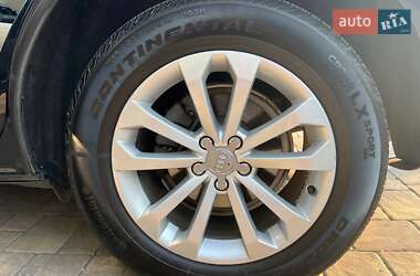 Позашляховик / Кросовер Audi Q5 2015 в 