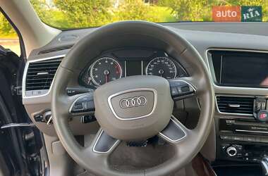 Позашляховик / Кросовер Audi Q5 2015 в 