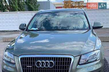 Внедорожник / Кроссовер Audi Q5 2011 в 