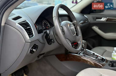 Позашляховик / Кросовер Audi Q5 2010 в 