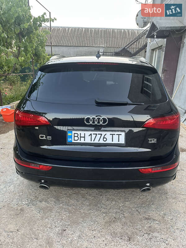 Позашляховик / Кросовер Audi Q5 2014 в Одесі