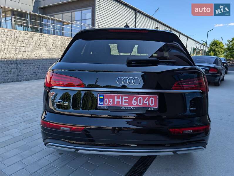 Позашляховик / Кросовер Audi Q5 2020 в Луцьку