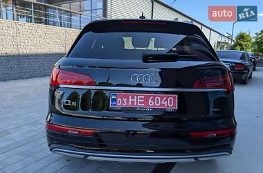 Позашляховик / Кросовер Audi Q5 2020 в 