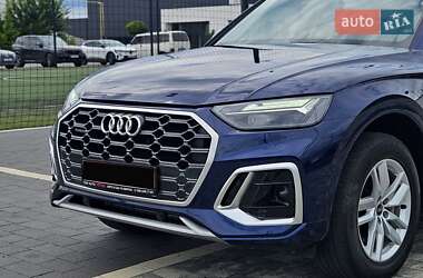 Внедорожник / Кроссовер Audi Q5 2022 в 