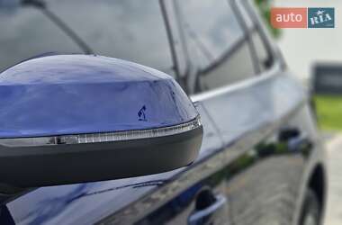 Внедорожник / Кроссовер Audi Q5 2022 в 