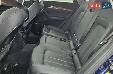 Внедорожник / Кроссовер Audi Q5 2022 в 