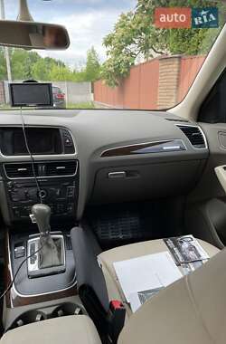 Внедорожник / Кроссовер Audi Q5 2012 в 