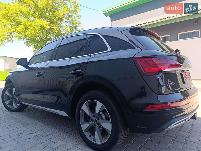 Внедорожник / Кроссовер Audi Q5 2022 в Стрые