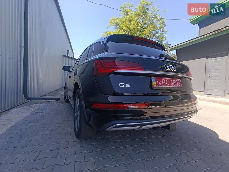 Внедорожник / Кроссовер Audi Q5 2022 в Стрые