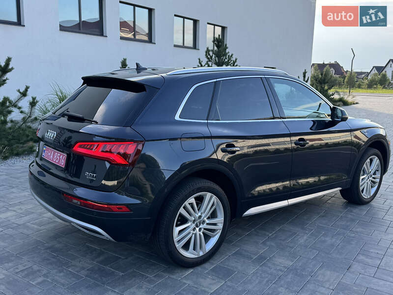 Позашляховик / Кросовер Audi Q5 2018 в Луцьку