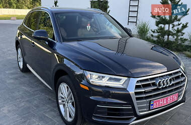 Позашляховик / Кросовер Audi Q5 2018 в 