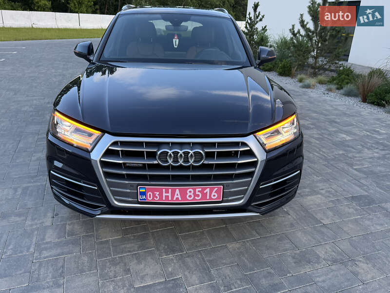 Позашляховик / Кросовер Audi Q5 2018 в Луцьку